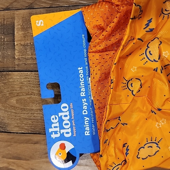 the Dodo Rainy Days Dog Raincoat, size Small - Picture 5 of 15